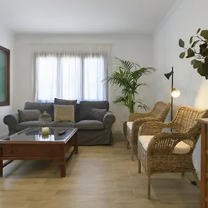 https://alizuth-home.in-canary-islands.com
