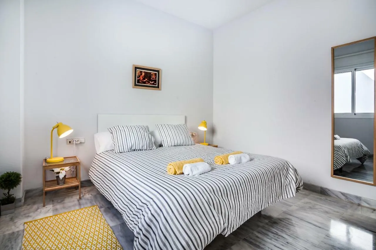 Encantador Ático y Terraza VFT/SE/02858 Sevilla